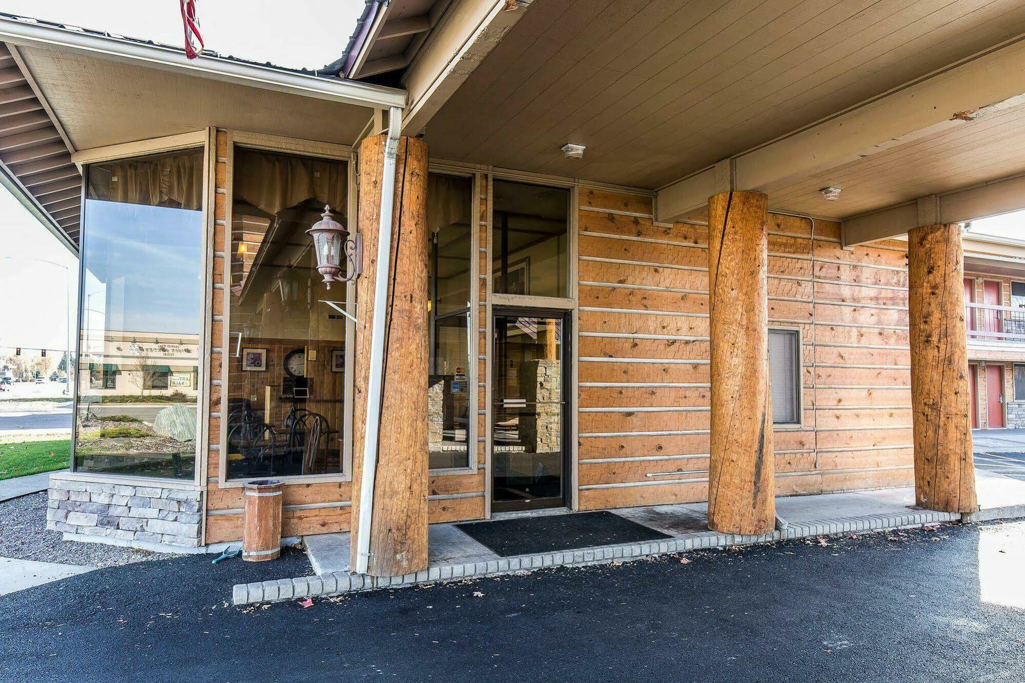 Econo Lodge Inn & Suites Kalispell - Glacier National Park Gateway Kültér fotó