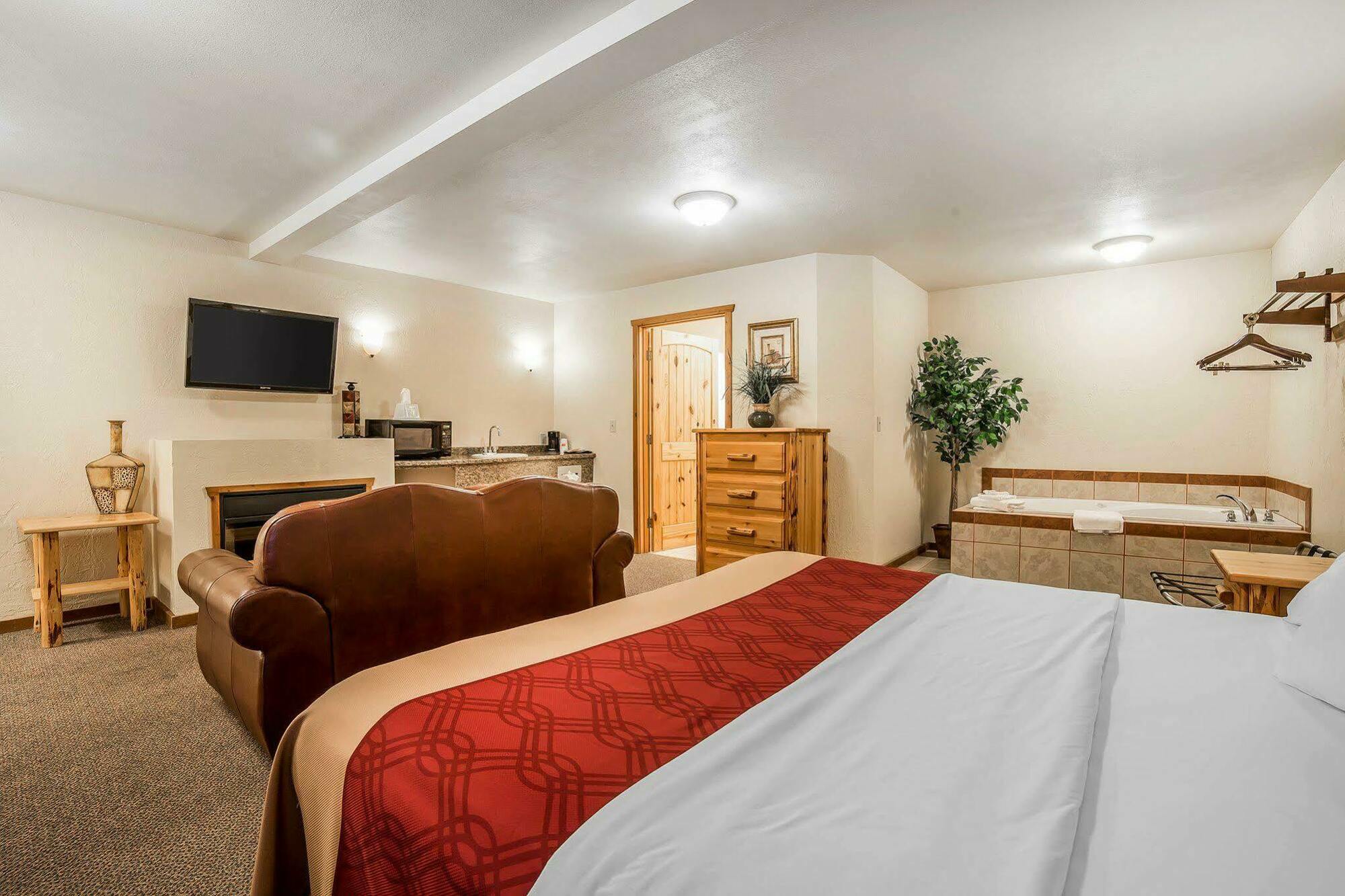 Econo Lodge Inn & Suites Kalispell - Glacier National Park Gateway Kültér fotó